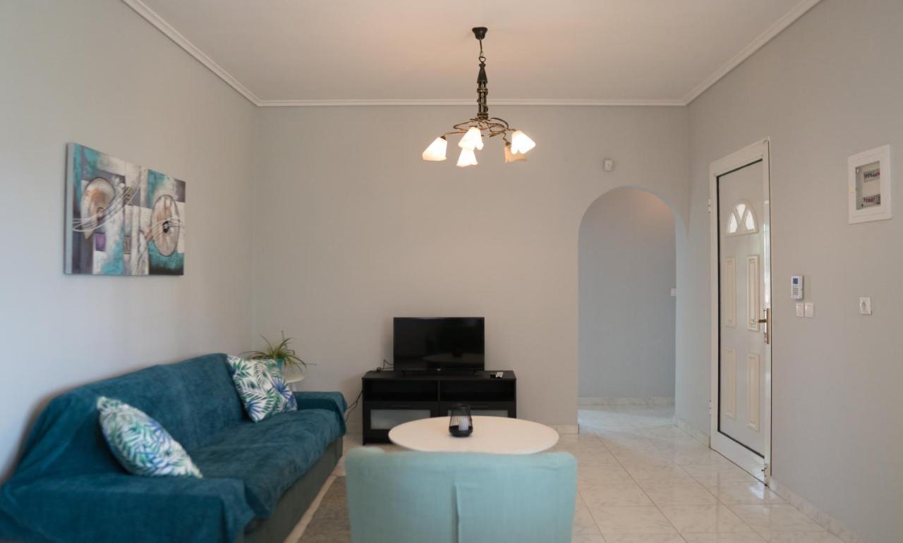 טסיליבי Raptis Guest House מראה חיצוני תמונה
