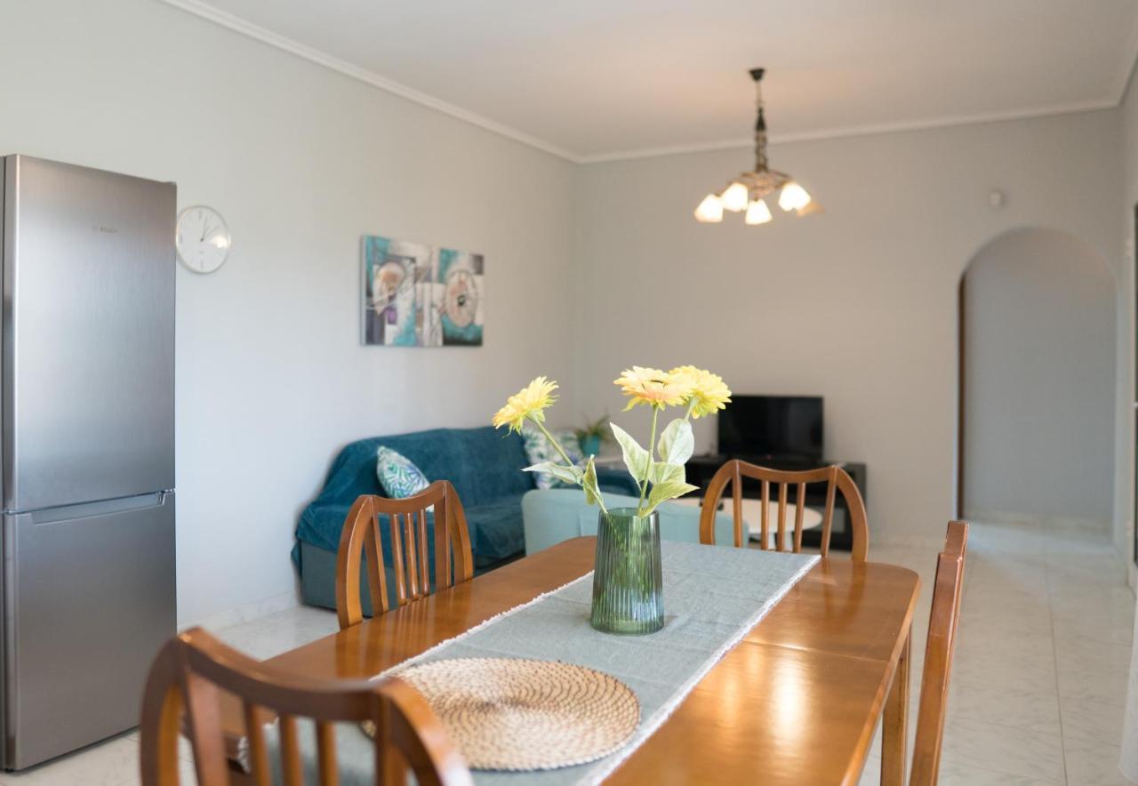 טסיליבי Raptis Guest House מראה חיצוני תמונה