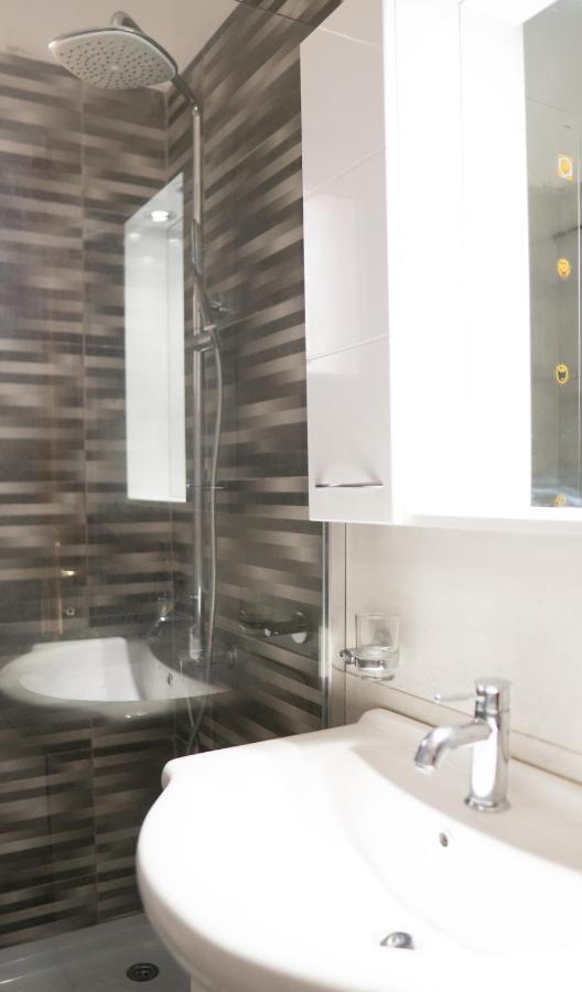 טסיליבי Raptis Guest House מראה חיצוני תמונה